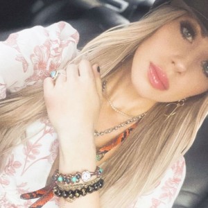 orianthiwithbracelet