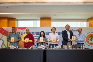 Guest of Honour Dr V. P. Nair, Former President, GOPIO Singapore Cardiologist and other Delegates