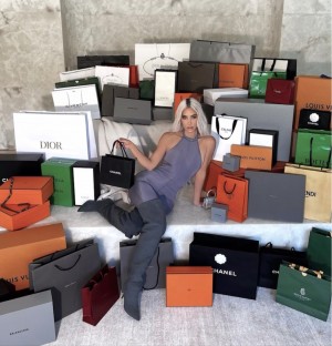 Kim Kardashian Giveaway