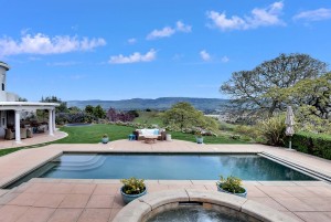 2305 Olea Ct Gilroy CA 95020 print 044 020 Spa View 4200x2804 300dpi