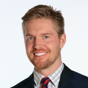 Highly Respected Dr. Jonathan Crews, Opthamologist Serves Patients at the Pepose Vision Institute in