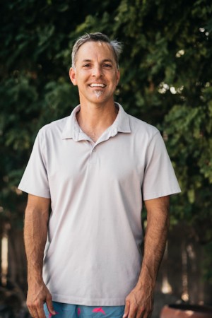 Dr. Alex Davila, an Emergency Physician with Nightingale’s Hospice