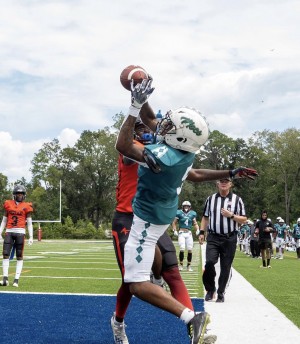 JAACC Wide receiver, Jamal Bryant (#5) Catching a Touchdown Pass Against West Bay