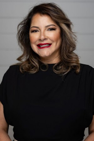 Lourdes Hernandez, Recognized by BestAgents.us as a 2023 Top Agent