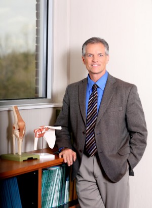 Thomas Perkins, DO, FAOAO, FAAOS, an Orthopedic Surgeon with Rochester Hills Orthopedics and Sports Medicine, LLC