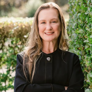 Luciana Bretz-Pavie, DDS, a Dentist with ACK Dental Art 