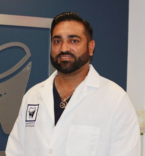 Ravi Ramjit, DDS, a Dentist with Smile Institute Miami and Isle Smile