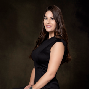 Elizabeth Arteaga-Gonzalez, Recognized by BestAgents.us as a 2023 Top Agent.