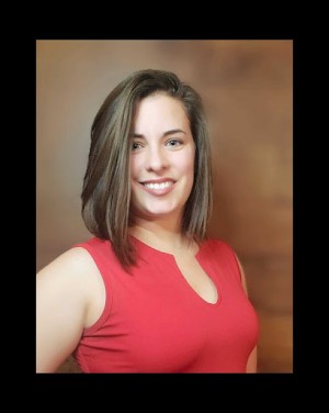 Callie Bell, Recognized by BestAgents.us as a 2023 Top Agent.