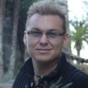 Justin L. A. Idle, MD, PhD, Infectious Disease Specialist with Eco Animal Extractors Inc. and Zebra 