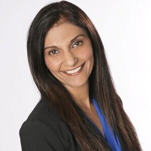 Sobia Chaudhry, Recognized by BestAgents.us as a 2023 Top Agent.