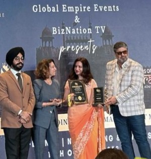 Bharti Singh (Chairperson - BHARTI Society) Receiving Award