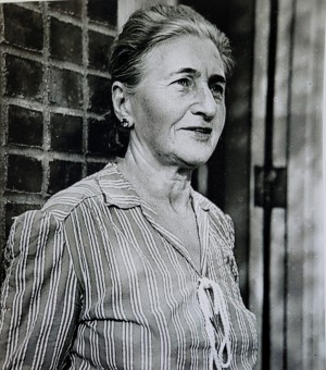 Frume Halpern (188?-1965) was a Jewish immigrant who wrote short stories in Yiddish