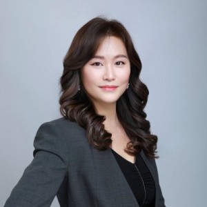 Janice (Jooyoung) Shin, Recognized by BestAgents.us as a 2023 Top Agent.