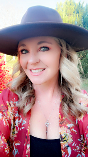 Stacy Blume, Recognized by BestAgents.us as a 2023 Top Agent