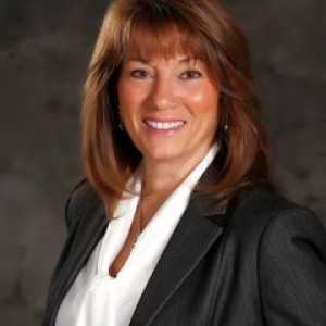 Susan Vaughn, Recognized by BestAgents.us as a 2023 Top Agent.