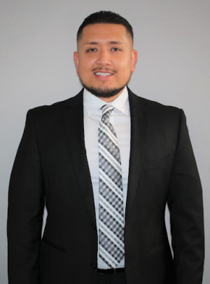 Edgar Arroyo, Recognized by BestAgents.us as a 2023 Top Agent