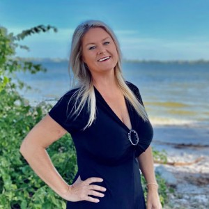 Kerre Allman, Recognized by BestAgents.us as a 2023 Top Agent.