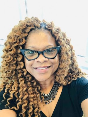 Sonji Hall, Recognized by BestAgents.us as a 2023 Top Agent.