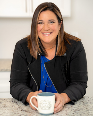 Deb Paton Showley, Recognized by BestAgents.us as a 2023 Top Agent