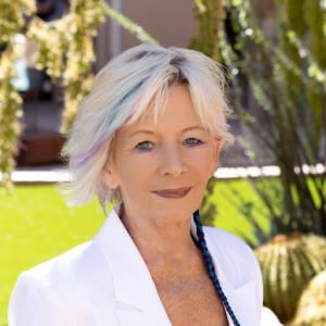 Patti DuBois, Recognized by BestAgents.us as a 2023 Top Agent