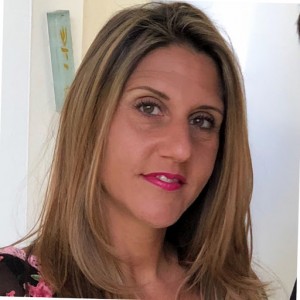 Eva Bouhadana Cohen, Recognized by BestAgents.us as a 2023 Top Agent.