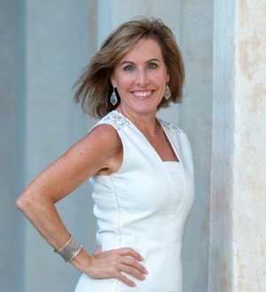 Ellyn Turner (former Siviglia), Recognized by BestAgents.us as a 2023 Top Agent.