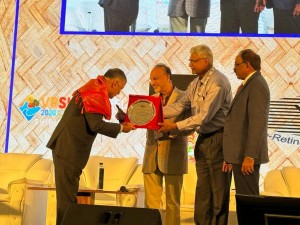 Dr. Mangat Ram Dogra from Grewal Eye Institute Honored with Dr. Badrinath Oration at VRSI 2023