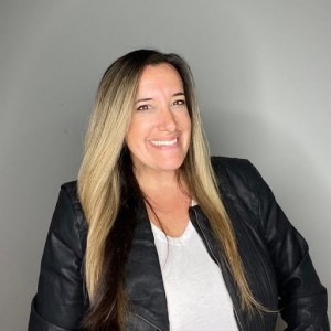Naomi Abel, Recognized by BestAgents.us as a 2023 Top Agent