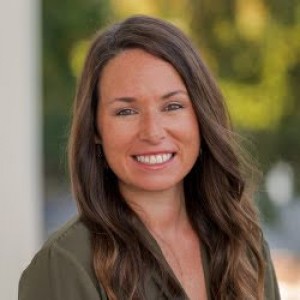 Carolyn Versele, Recognized by BestAgents.us as a 2023 Top Agent