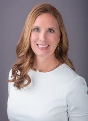 Melinda K. Lukens, MD, an Obstetrician-Gynecologist with Northwestern Obstetrics & Gynecology Consultants
