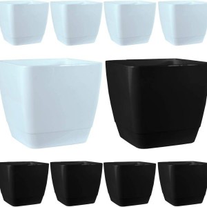plastic planter pots