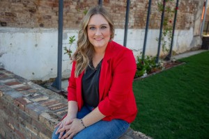 Becca Watts, Recognized by BestAgents.us as a 2023 Top Agent