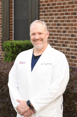 Lee C. Ferguson, DO, FACS, RPVI, a Vascular Surgeon with Vascular Associates of South Alabama, LLC