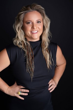 Arison Antonucci-Burns, Recognized by BestAgents.us as a 2023 Top Agent