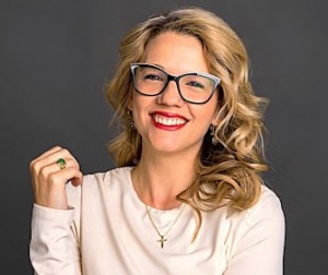 Kelli Cosio, Recognized by BestAgents.us as a 2023 Top Agent