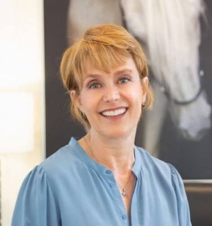 Lisa Barton, Recognized by BestAgents.us as a 2023 Top Agent