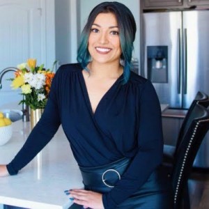 Alexa Castillo, Recognized by BestAgents.us as a 2023 Top Agent