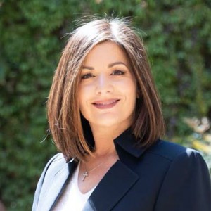 Danielle Paluscio, Recognized by BestAgents.us as a 2023 Top Agent
