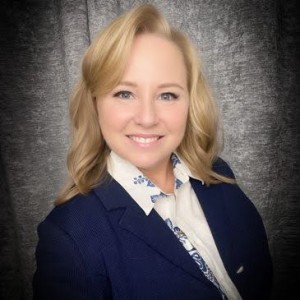 Stacy Bradford, Recognized by BestAgents.us as a 2024 Top Agent