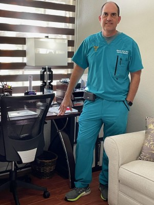 Dr. Manuel Abreu Scholarship