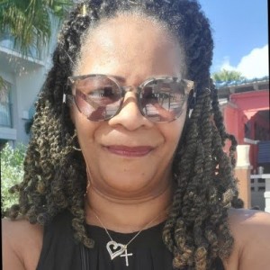 Yvonne Brown, Recognized by BestAgents.us as a 2024 Top Agent