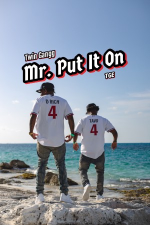 The Walking Twins “Twin Gangg” Know How To Deliver A Hit!!