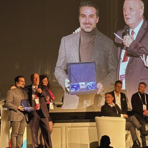 Masoud Saman rhinoplasty awards ceremony