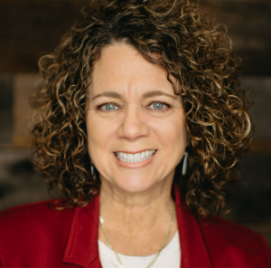 Karen Hampton, Recognized by BestAgents.us as a 2024 Top Agent