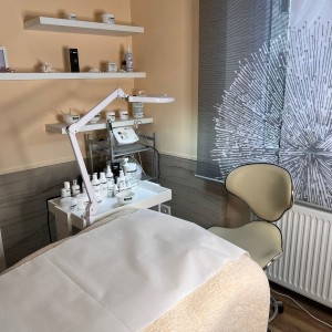 Step into serenity. Our cosmetology room at Berlin Kosmetik.