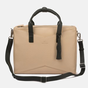 3 81d623b1 f89e 4220 827a 3be4bb21a7c9