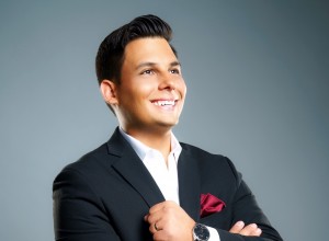 Raúl Domínguez en los PRODU Awards, liderazgo en TV y tech #Innovación