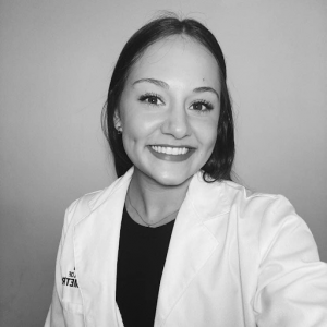 Alyssa Olin, OD, an Optometrist with Doctor’s Exchange of Arizona, P.C. 