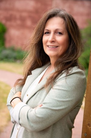 Tammy Kauranen, Recognized by BestAgents.us as a 2024 Top Agent 